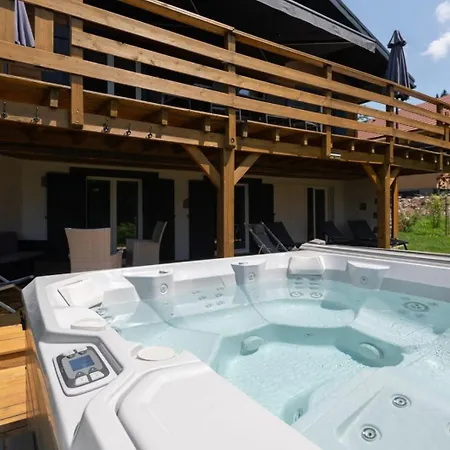 Chalet Léonice - 8 pers - Jacuzzi Sauna * Gérardmer